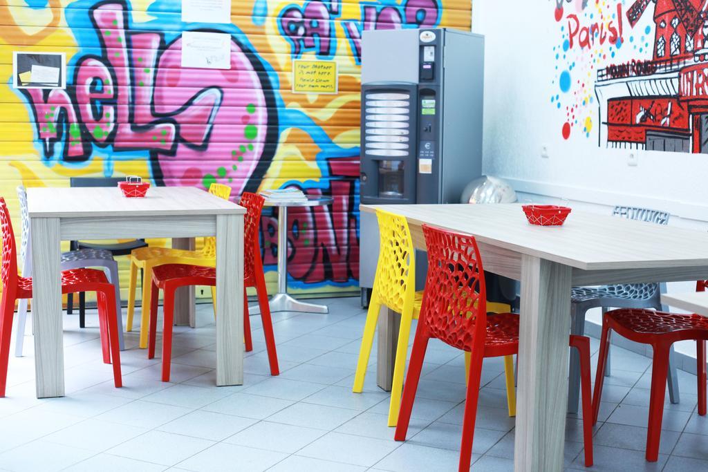 Jacobs Inn Hostel Paris Exteriör bild