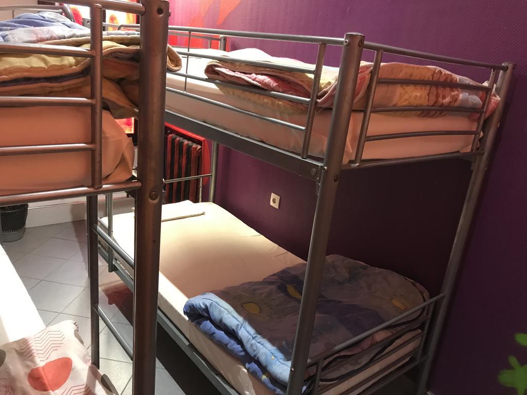 Jacobs Inn Hostel Paris Exteriör bild